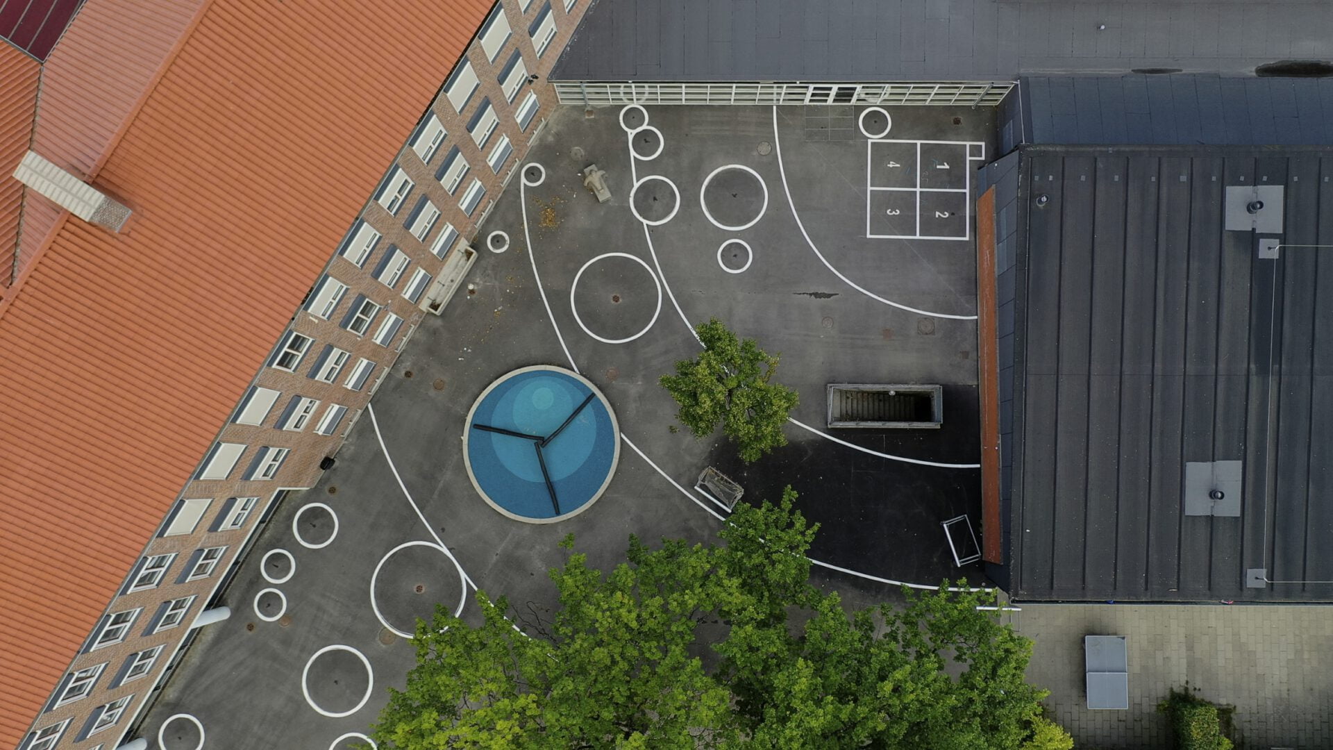 Bellahøj School - Kragh Berglund